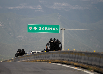 Crimen Se Apodera De Autopista a Laredo En Nuevo León - Regios Al Cuadrado