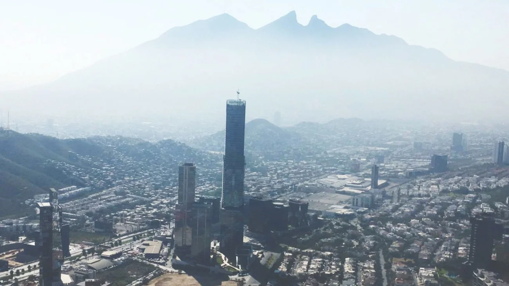 Image - Regios Al Cuadrado Contaminación Alcanza Nivel Crítico Pese a Impuesto Verde. Empeora Calidad Del Aire En Nuevo León Pese a Impuesto Verde