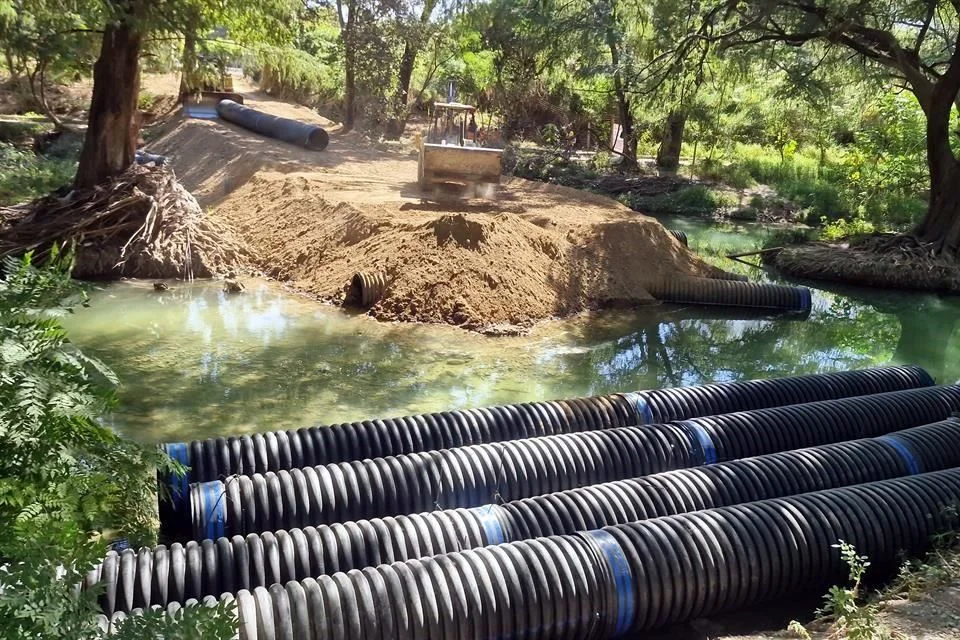 Río La Silla - Regios Al Cuadrado Taponea El Estado Cauce Del Río La Silla Con Obra Sin Permisos