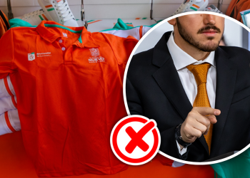 Obligan Escuelas a Usar El Uniforme Naranja De Samuel Regios Al Cuadrado - Regios Al Cuadrado