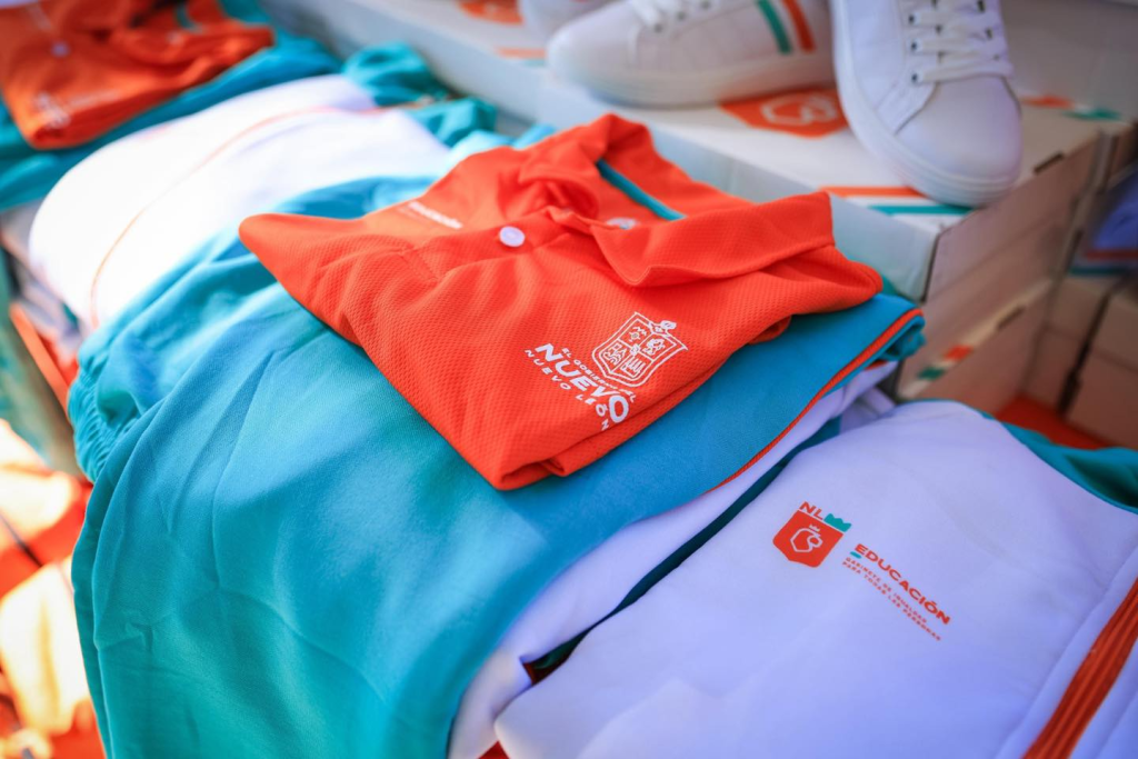 Image - Regios Al Cuadrado Propaganda-de-mc-samuel-garcía-nuevo-león