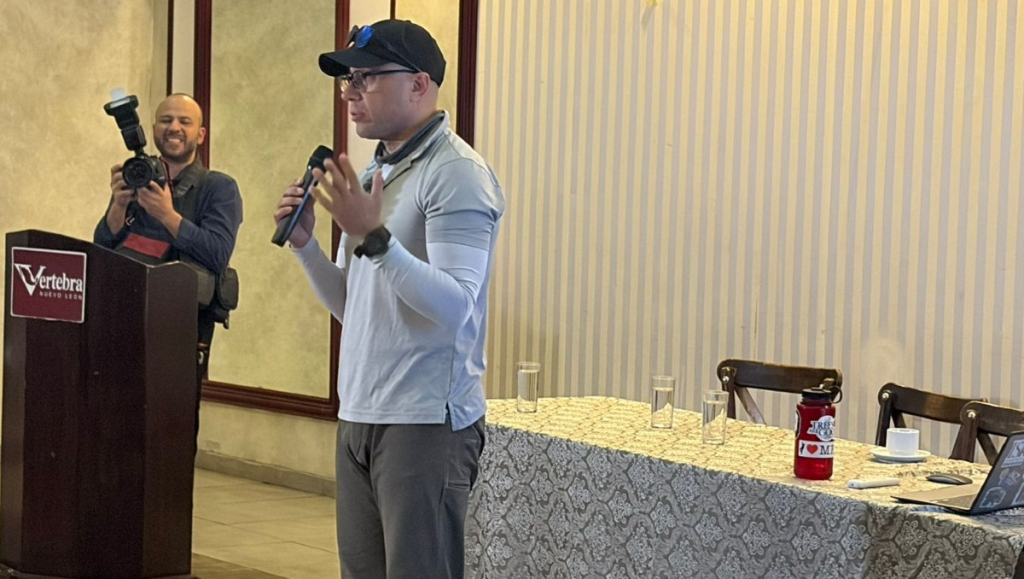  - Regios Al Cuadrado