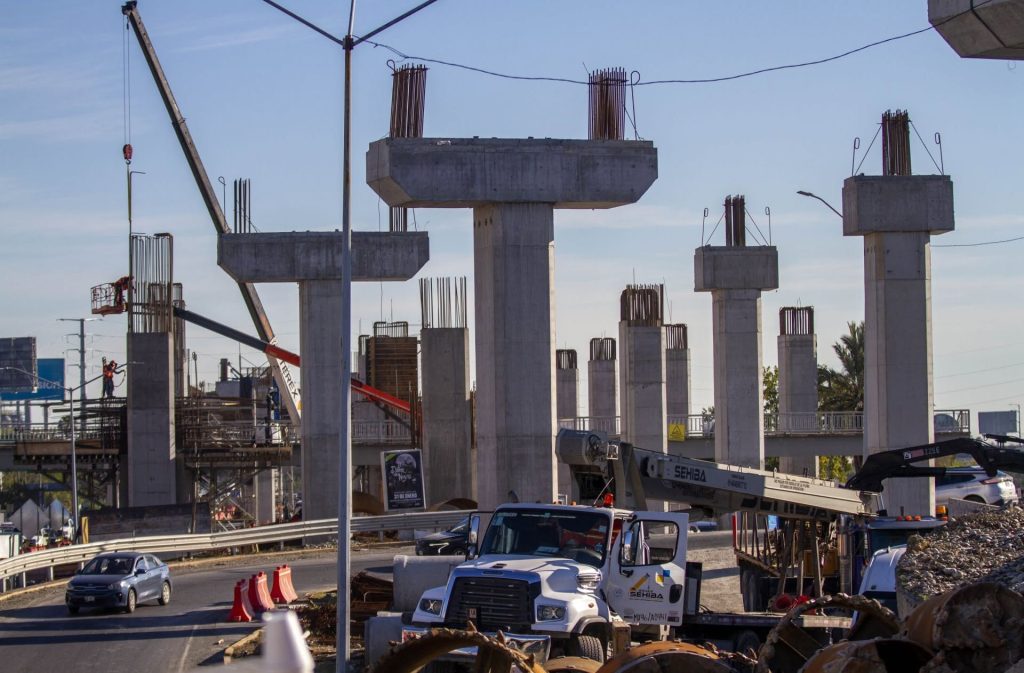 Retrasos En Lineas Del Metro De Samuel Garcia